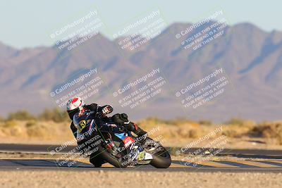 media/Jan-11-2025-CVMA (Sat) [[ddeb3f563a]]/Race 13-Amateur Supersport Open/